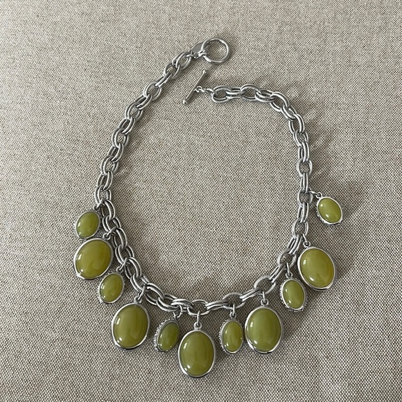 16” silver tone and pale yellow green color necklace with small rhinestones - Picture 1 of 4